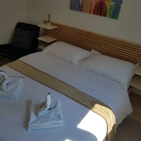 Holiday home Haus Milly With Pool Krnica