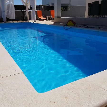 Дом отдыха Haus Milly With Pool