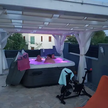 Haus Milly With Pool Holiday home Krnica